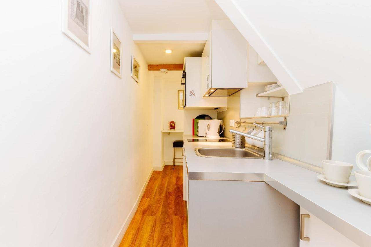 Rent4Rest Bairro Alto Charming 1Bd Apartment Lisboa Dış mekan fotoğraf