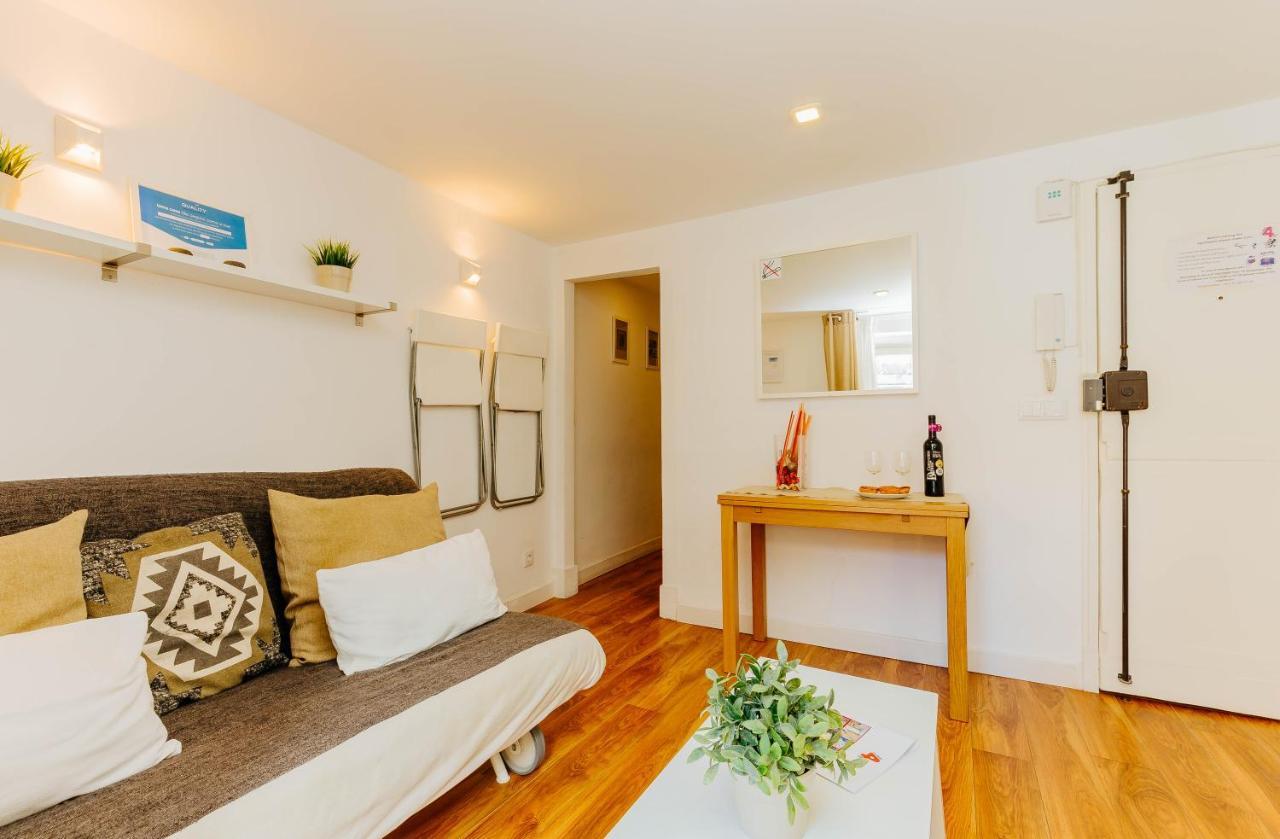 Rent4Rest Bairro Alto Charming 1Bd Apartment Lisboa Dış mekan fotoğraf