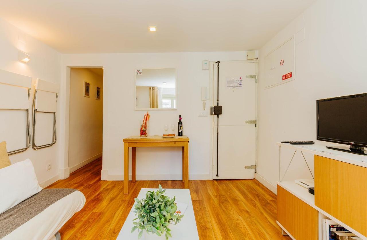 Rent4Rest Bairro Alto Charming 1Bd Apartment Lisboa Dış mekan fotoğraf